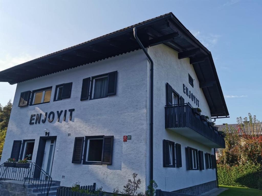فندق Enjoyit Velden West Selpritsch المظهر الخارجي الصورة